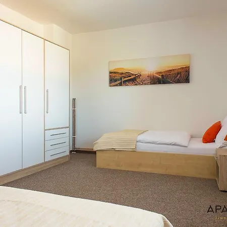 Apartmany Jindřichŭv Hradec Exterior photo